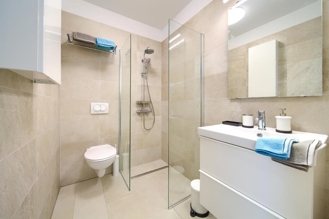 Apartments Perle Malinska Ngoại thất bức ảnh
